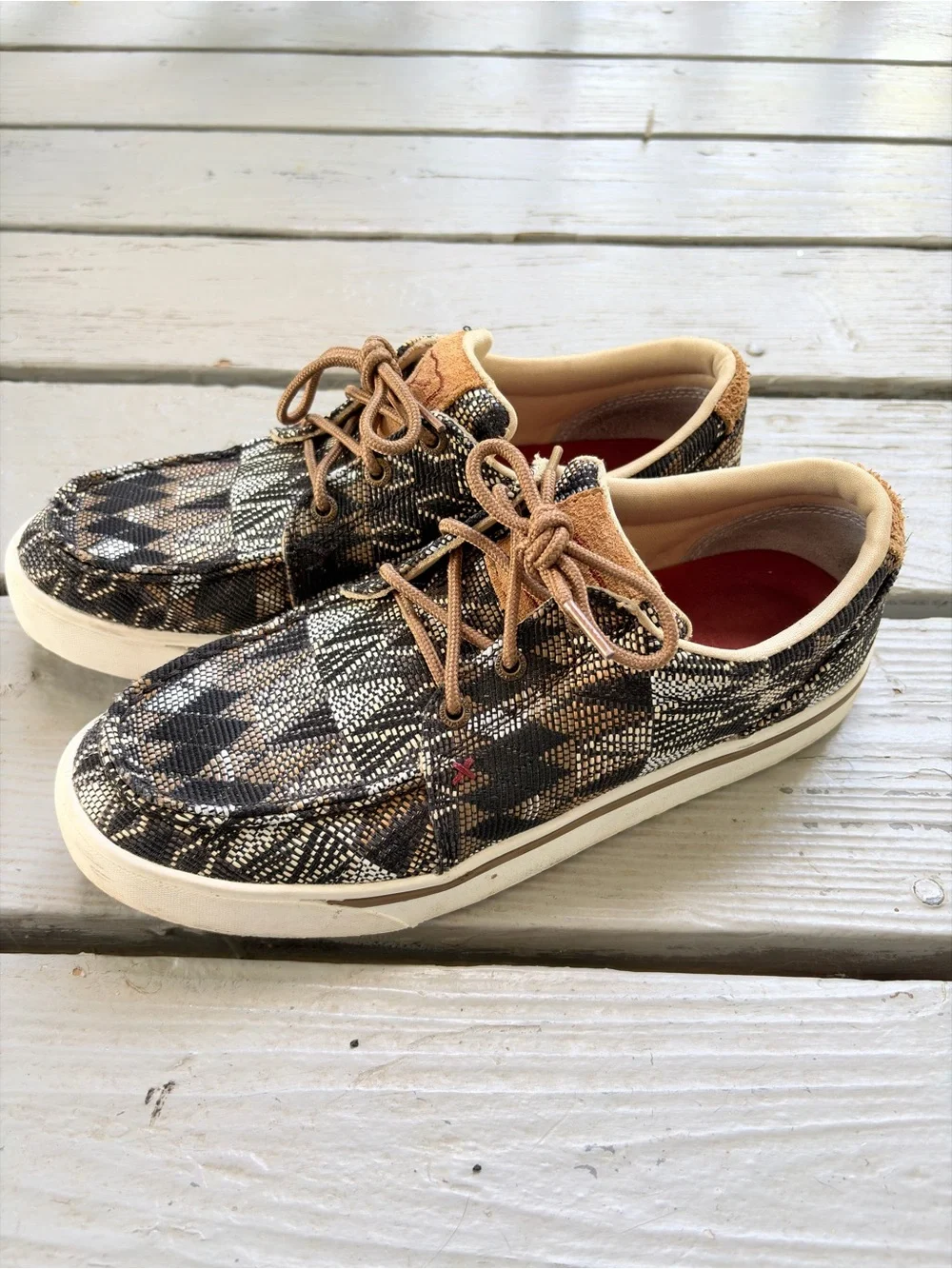 TWISTED X Black Tan Lace Up Kicks Loafer Handcrafted Comfort Rubber Sole Size 8